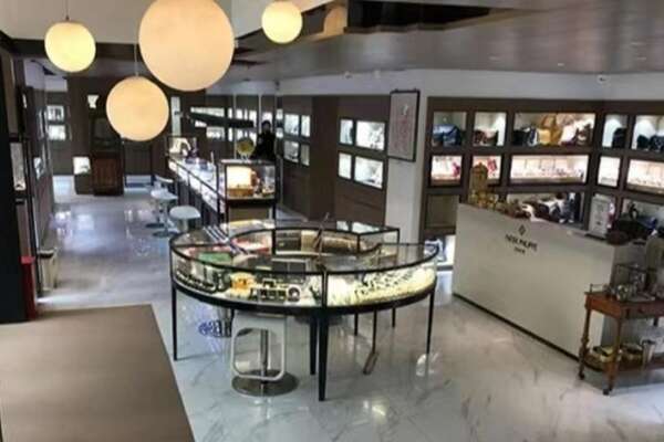 碾子山区寄卖奢侈品店